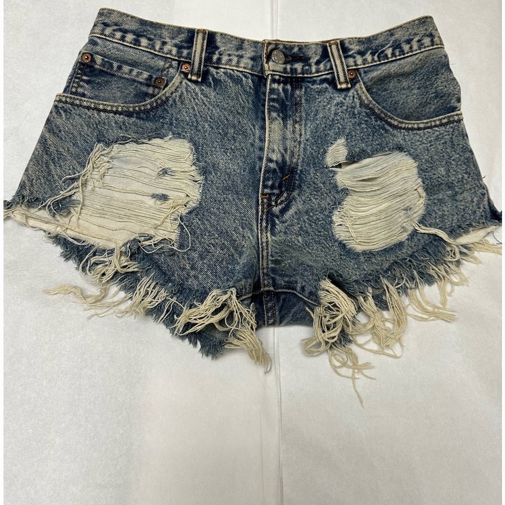 Levi's Distressed Denim Cutoff Shorts with American Flag Pocket - Picture 2 of 7